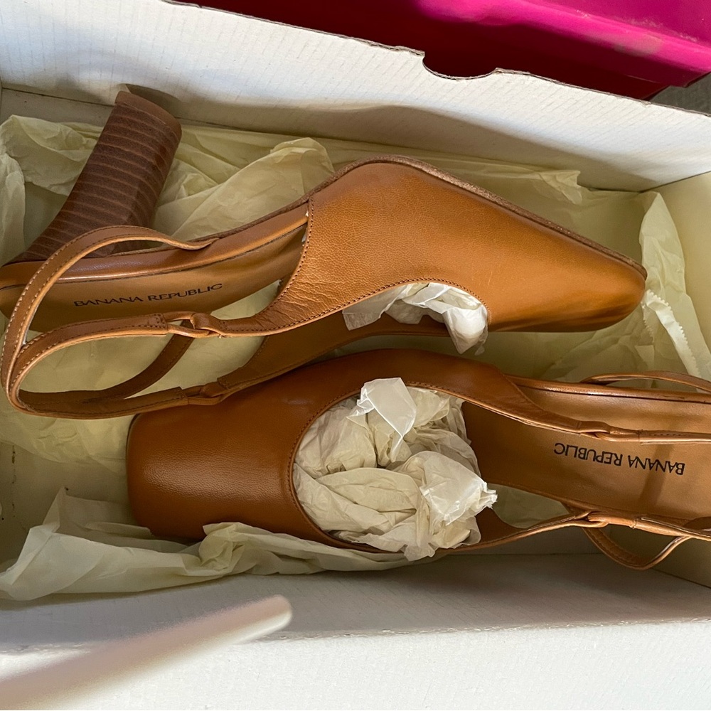 Banana Republic Women's Brown Leather Heels